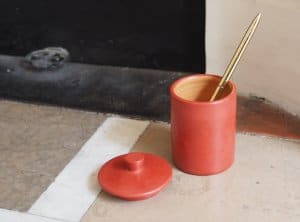 storage-pot
